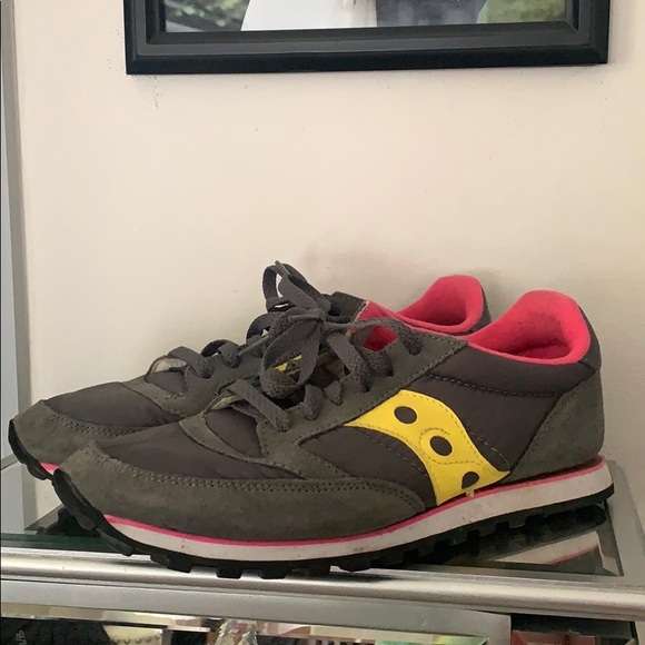 saucony jazz pink yellow